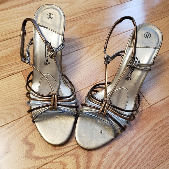 Vintage Penmans Sandals - Picture 2 of 5